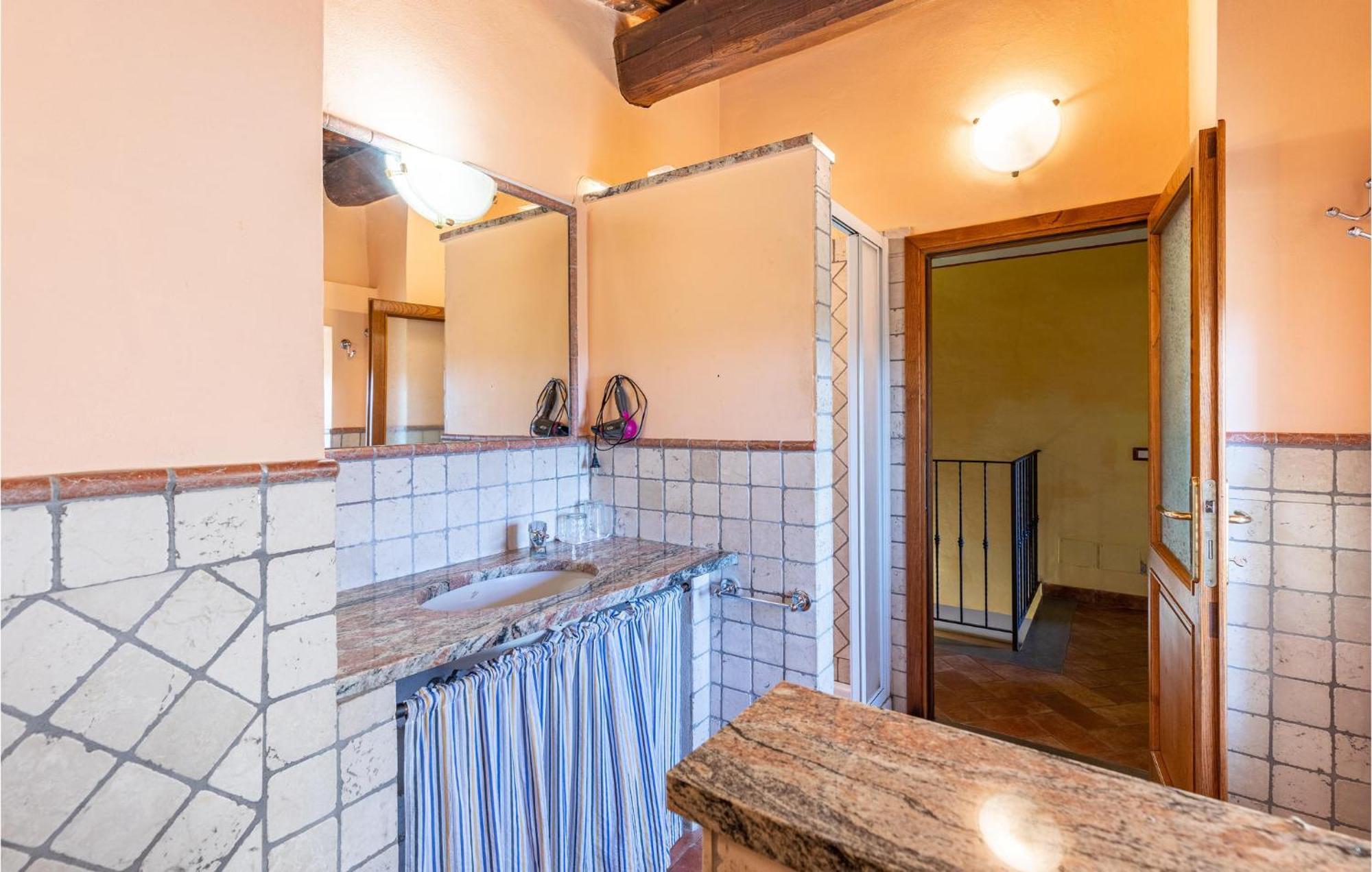 Awesome Home In Marliana With Kitchenette Esterno foto