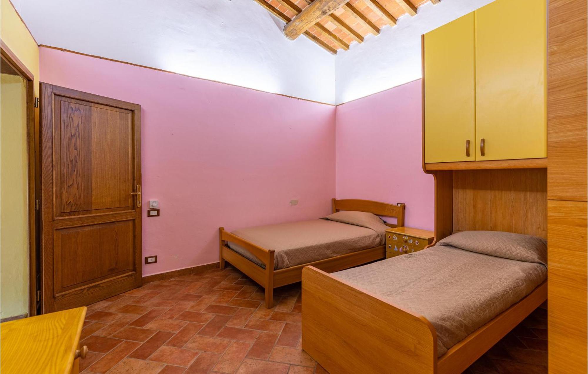 Awesome Home In Marliana With Kitchenette Esterno foto