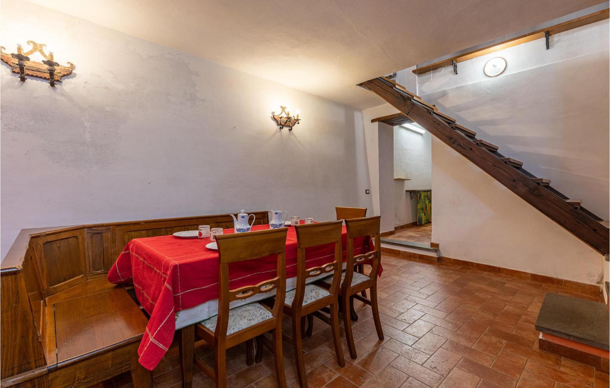 Awesome Home In Marliana With Kitchenette Esterno foto