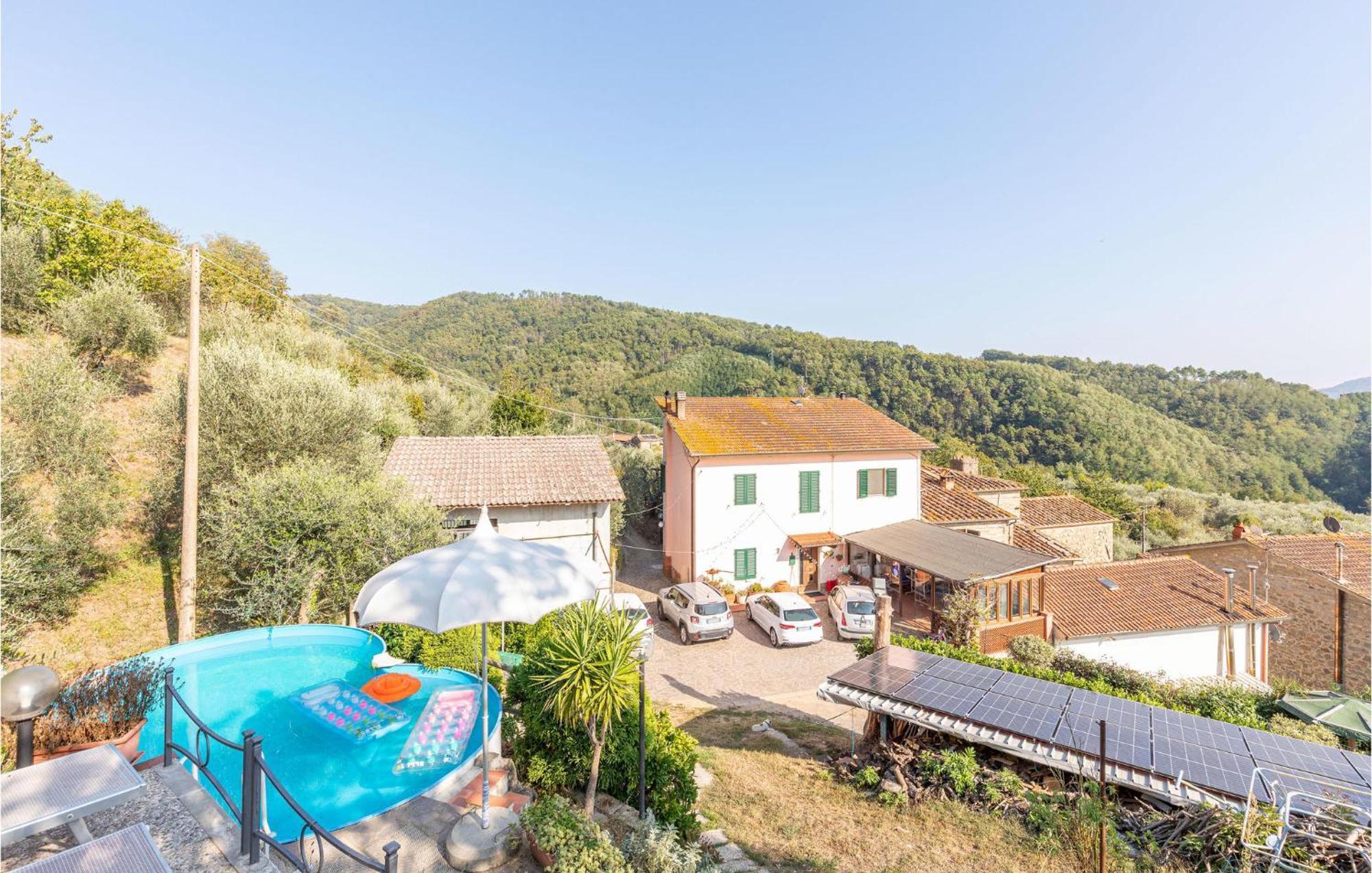 Awesome Home In Marliana With Kitchenette Esterno foto