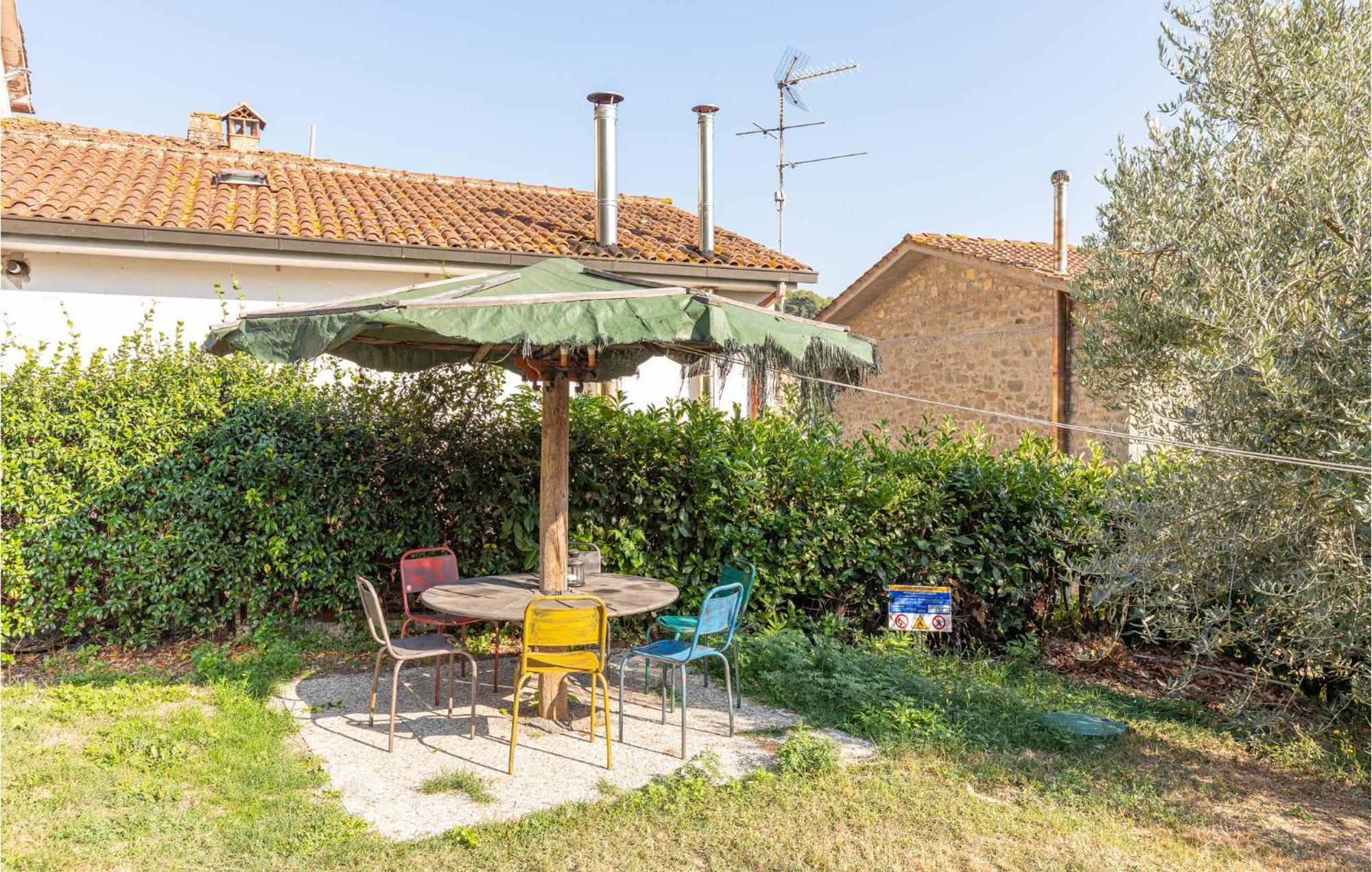 Awesome Home In Marliana With Kitchenette Esterno foto
