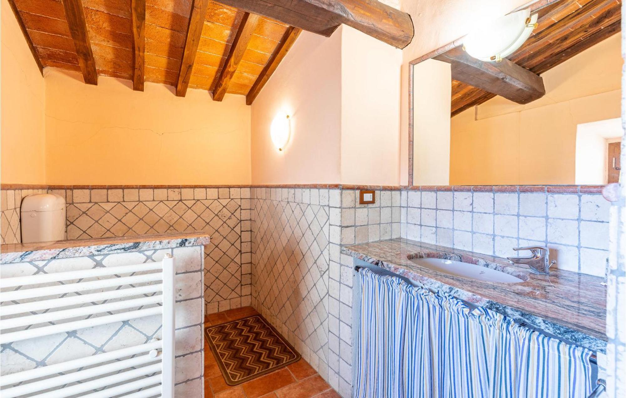 Awesome Home In Marliana With Kitchenette Esterno foto